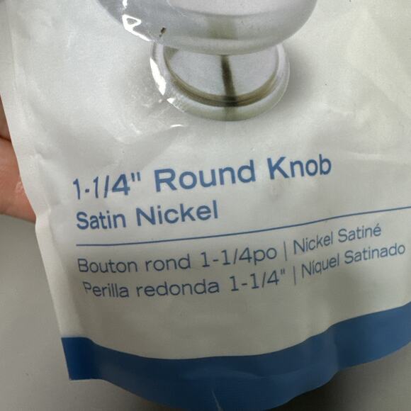 Brainerd Round 1.18-in Satin Nickel Round Cabinet Knob 10-PK - NEW - Picture 2 of 4